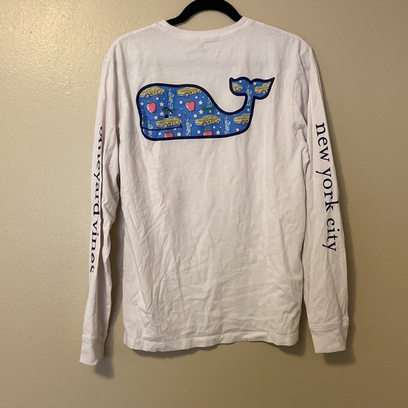 Vineyard vines NYC long sleeve whale pocket tee - Picture 3 of 5